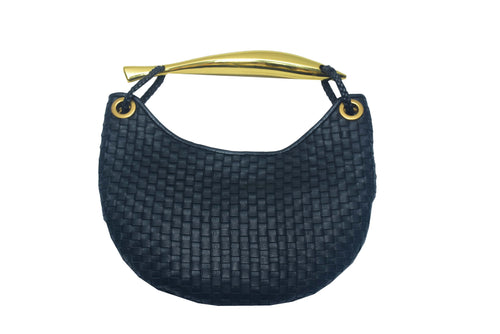 WOVEN BAG WITH METAL FISH HANDLE