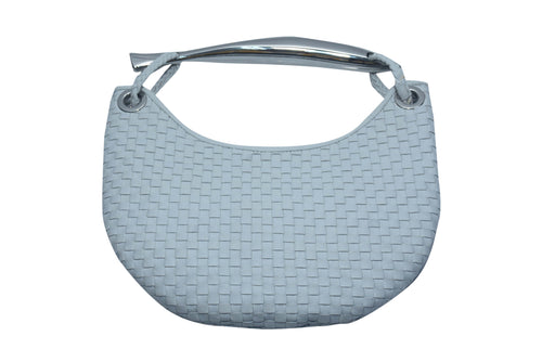 WOVEN BAG WITH METAL FISH HANDLE