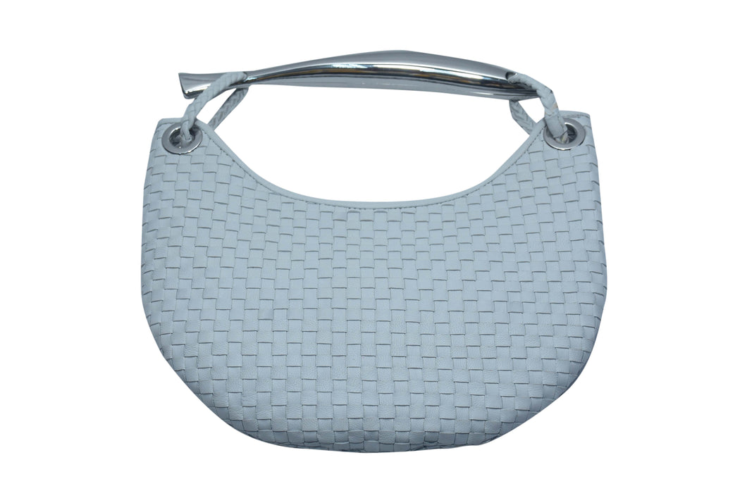 WOVEN BAG WITH METAL FISH HANDLE
