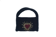 Load image into Gallery viewer, HEARTS BEADED BARREL BAG