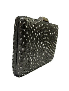 STUDDED BOX CLUTCH IN LEATHER