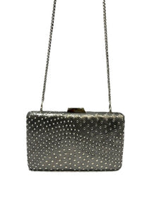 STUDDED BOX CLUTCH IN LEATHER