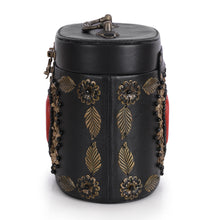 Load image into Gallery viewer, Vintage Heart Mini Trunk Bag